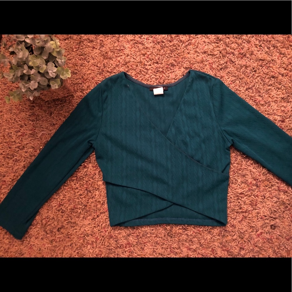 Crop top